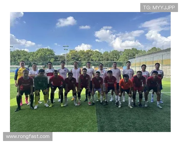 重庆足球队比赛经验变革引发热议探索新战术与团队协作的未来发展