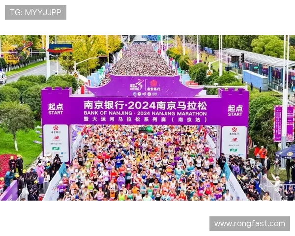 南京街舞队在马拉松大满贯中的意识表现与团队精神深度解析