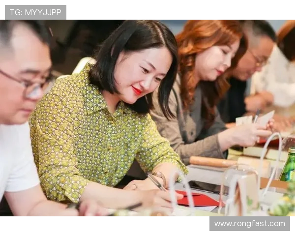 专访杨芳揭秘DOTA2成功秘诀与未来发展方向分析